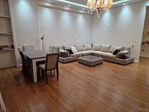 Kirayə verilir 4 otaqlı mənzil 180 m² — Bakı, Nizami 4 otaq 180.00 m²