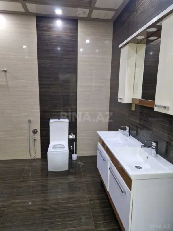 Kirayə verilir 4 otaqlı mənzil 180 m²