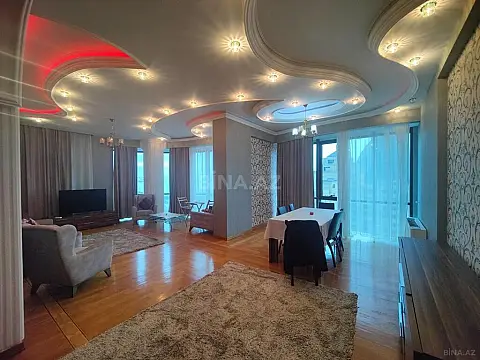 Kirayə verilir 4 otaqlı mənzil 200 m² — Bakı, Xətai m/s yanı 4 otaq 200.00 m²