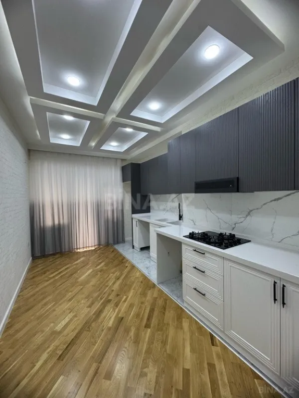 Satılır 3 otaqlı mənzil 140 m²