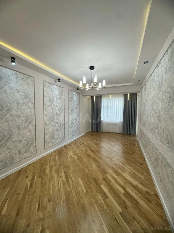 Satılır 3 otaqlı mənzil 140 m²