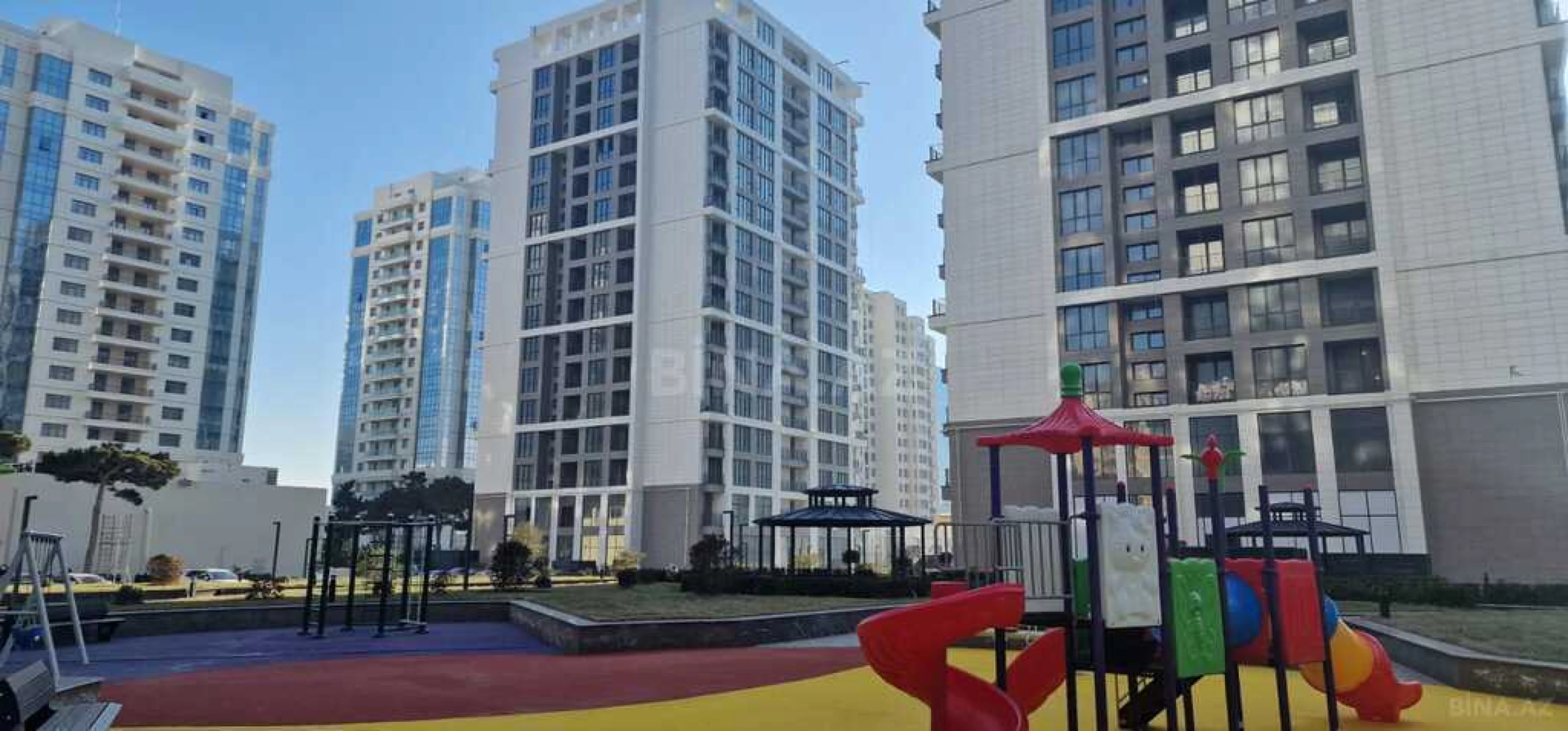 Satılır 3 otaqlı mənzil 146 m²