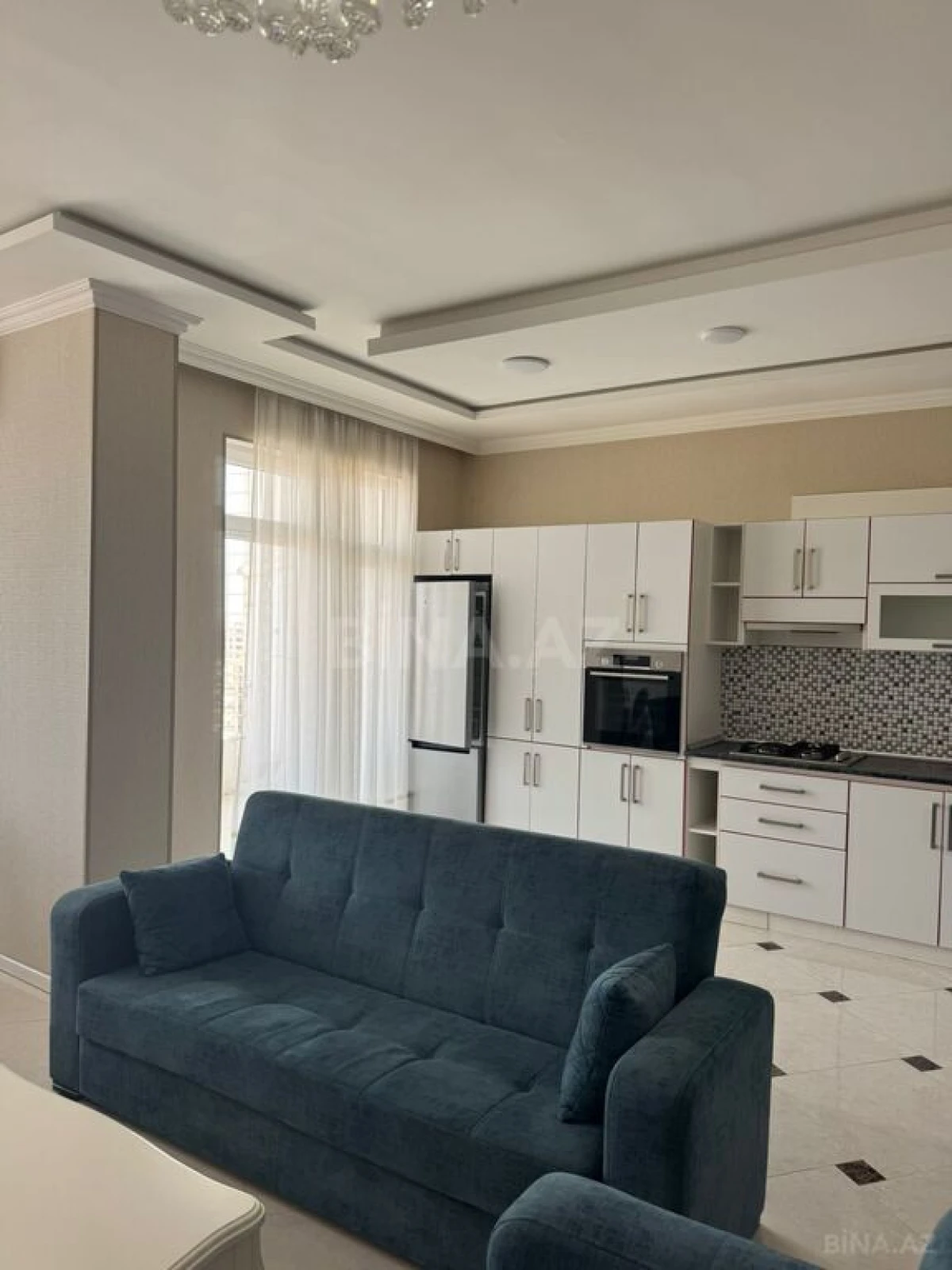 Kirayə verilir 3 otaqlı mənzil 130 m²