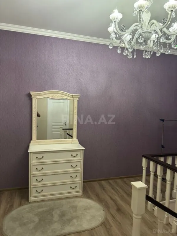 Kirayə verilir 3 otaqlı mənzil 130 m²