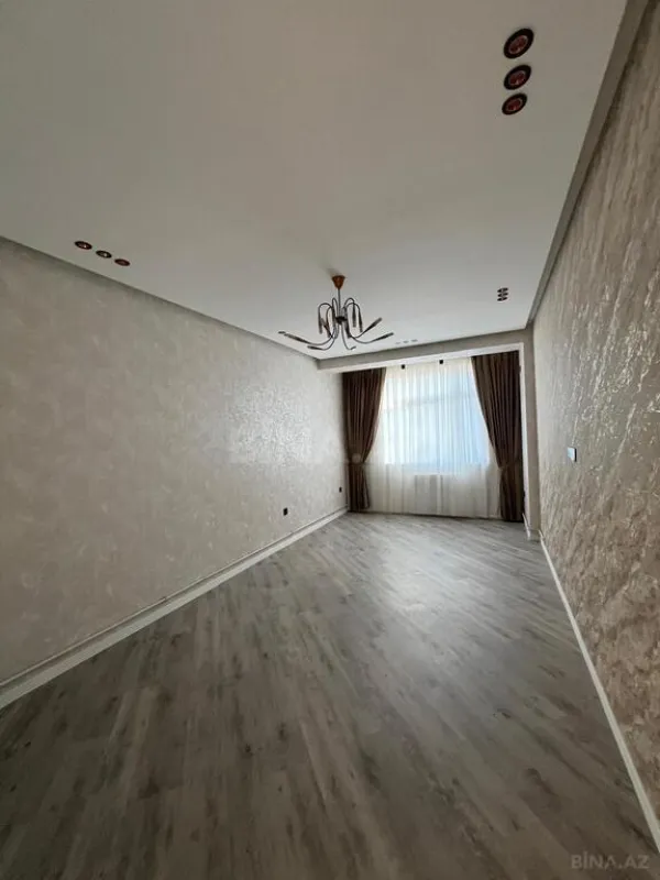Satılır 2 otaqlı mənzil 62 m²