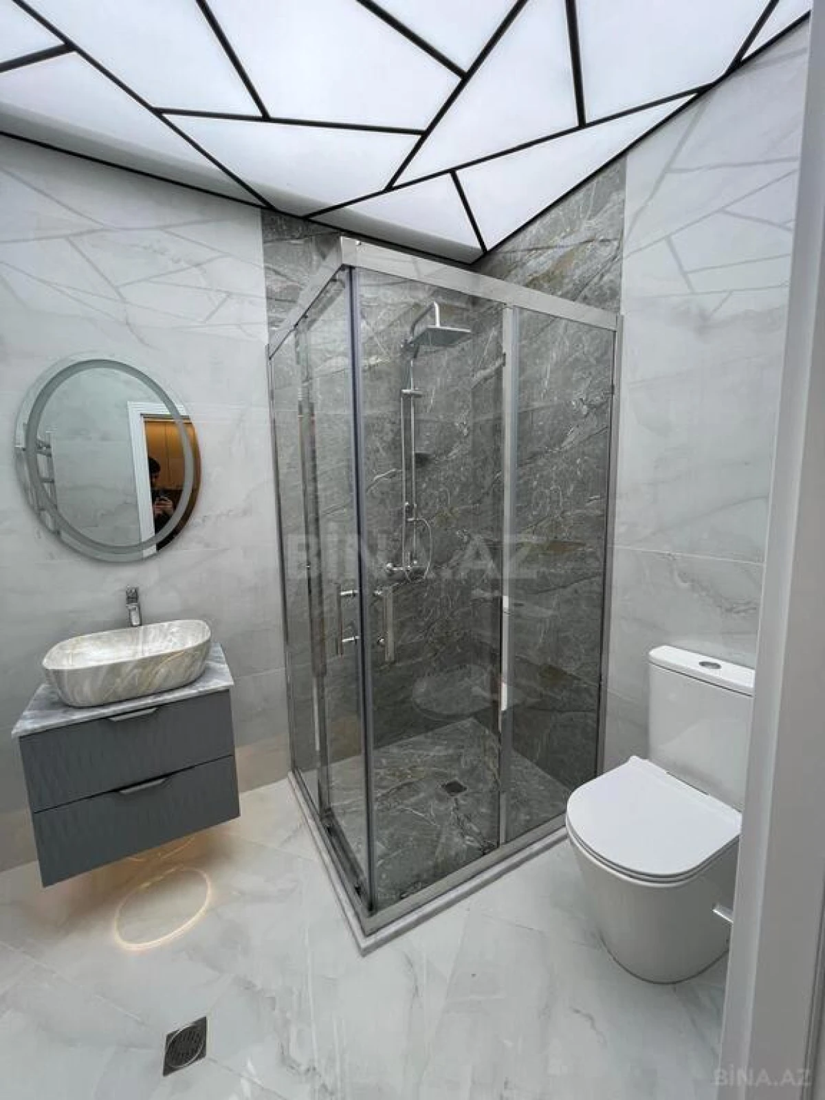 Satılır 2 otaqlı mənzil 62 m²