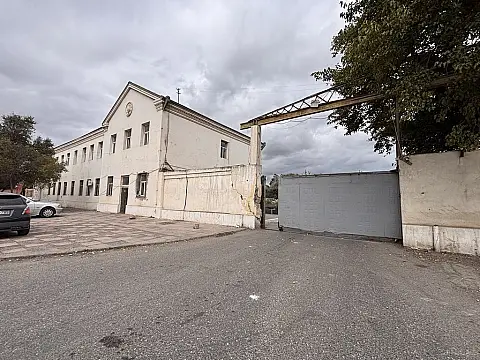 Kirayə verilir qaraj 30 m²