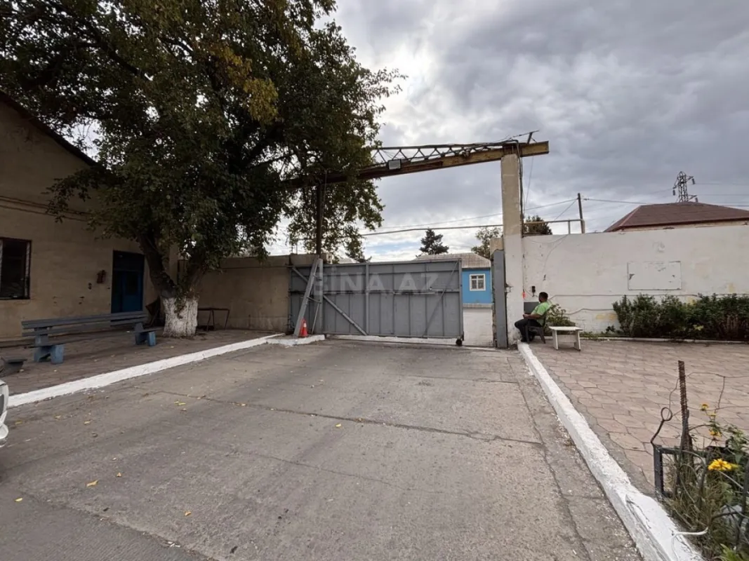 Kirayə verilir qaraj 30 m²