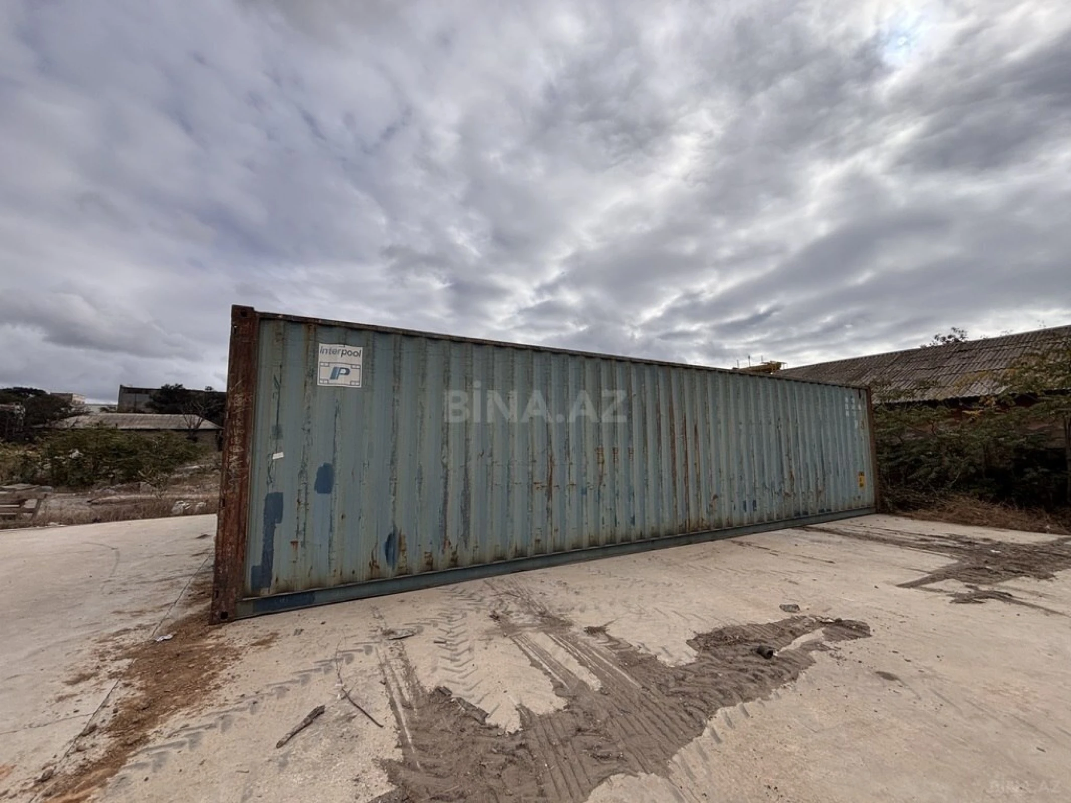 Kirayə verilir qaraj 30 m²