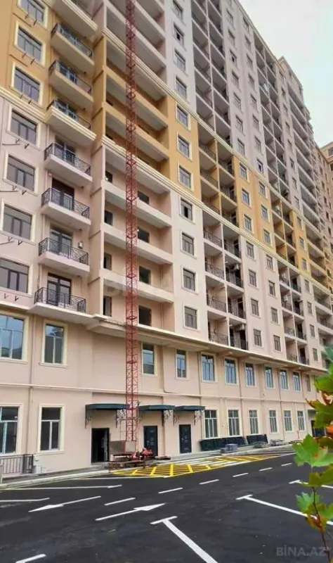 Satılır 3 otaqlı mənzil 108 m²