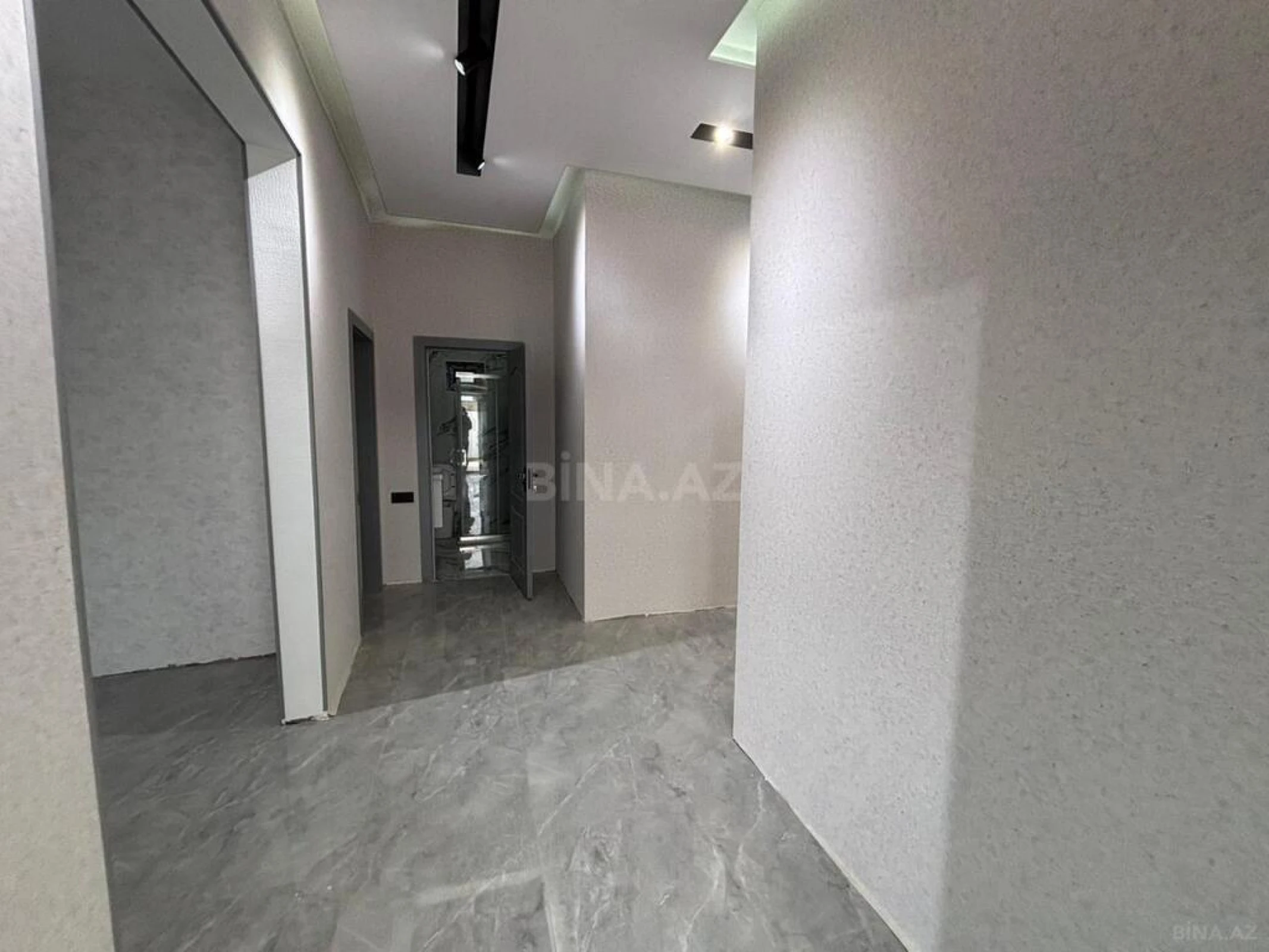 Satılır 4 otaqlı həyət evi 150 m²