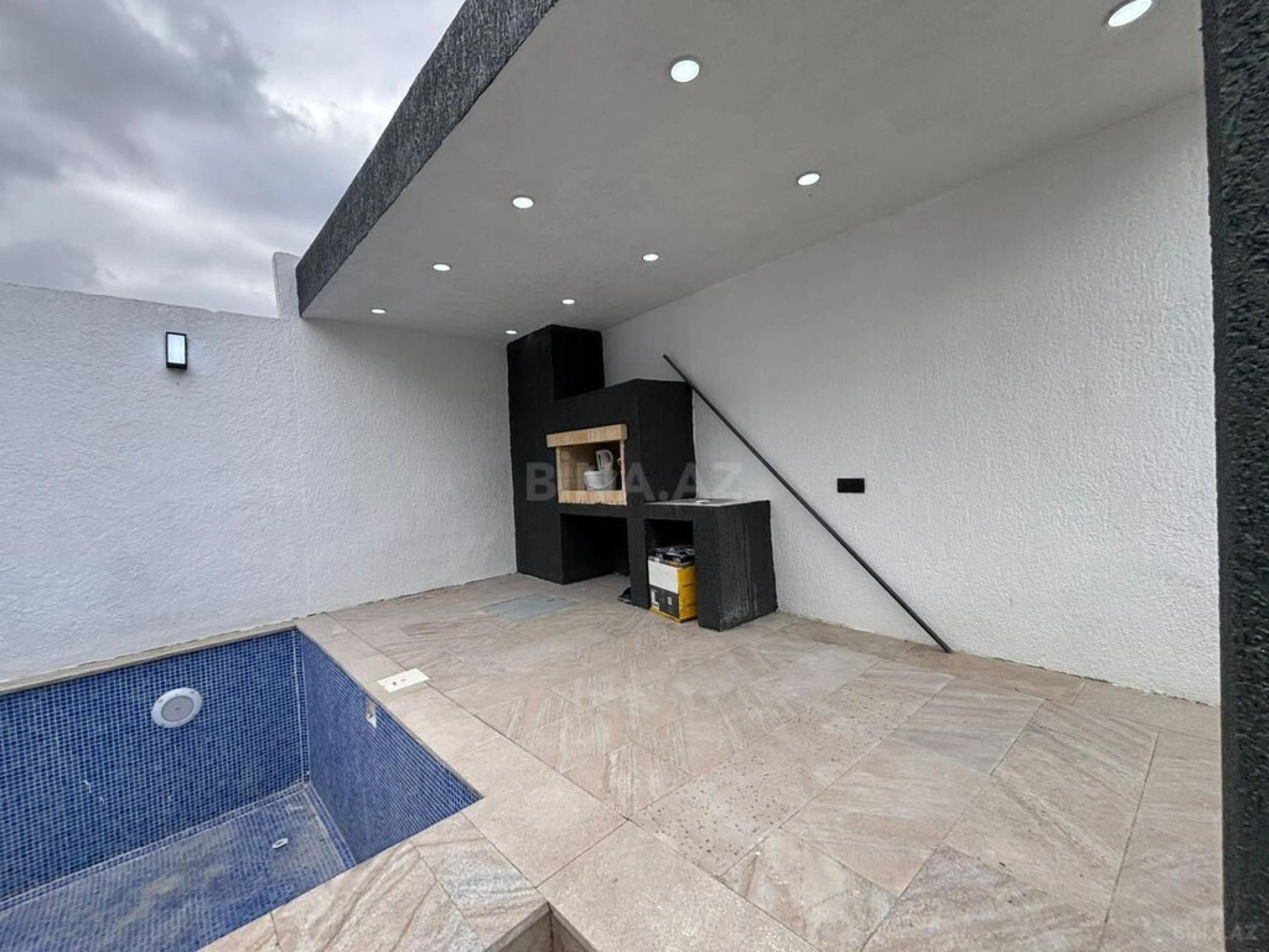 Satılır 4 otaqlı həyət evi 150 m²