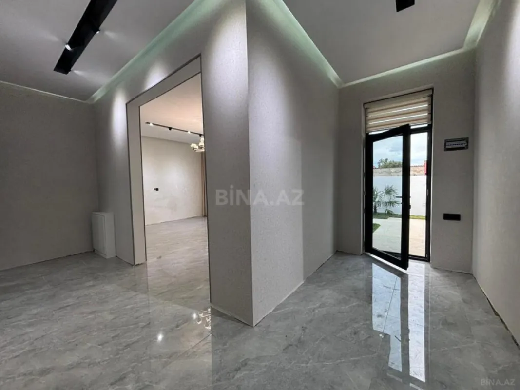 Satılır 4 otaqlı həyət evi 150 m²