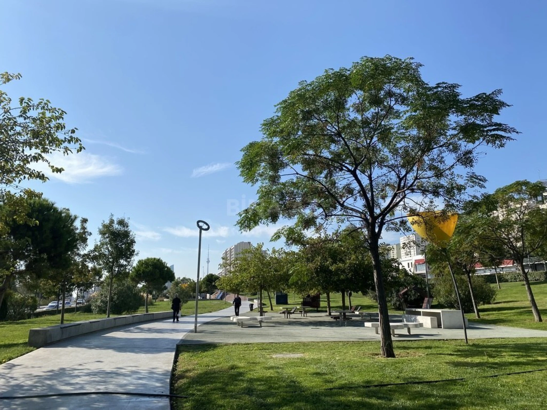 Satılır 3 otaqlı mənzil 154 m²