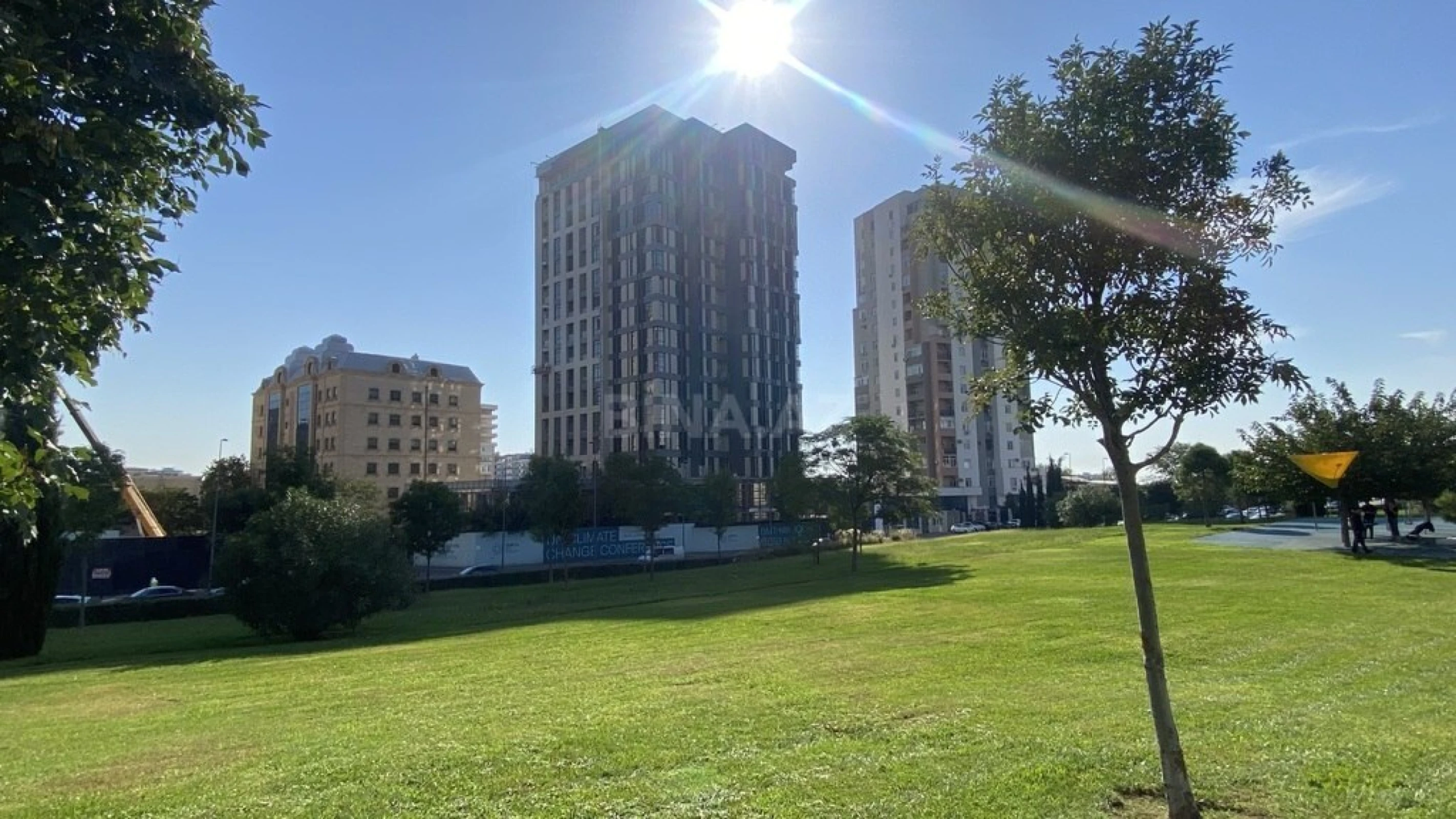 Satılır 3 otaqlı mənzil 154 m²