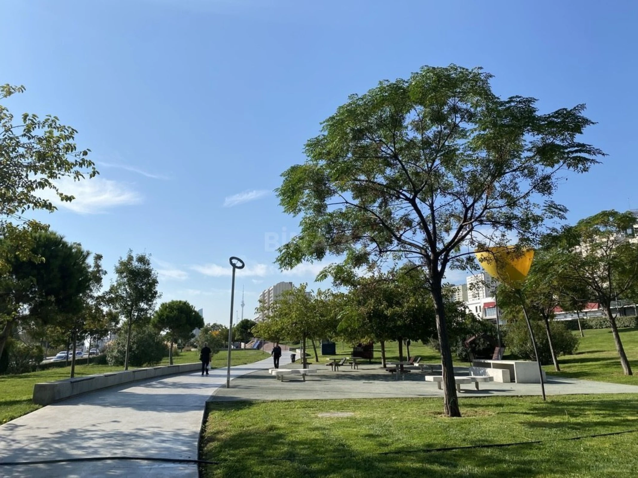 Satılır 3 otaqlı mənzil 154 m²