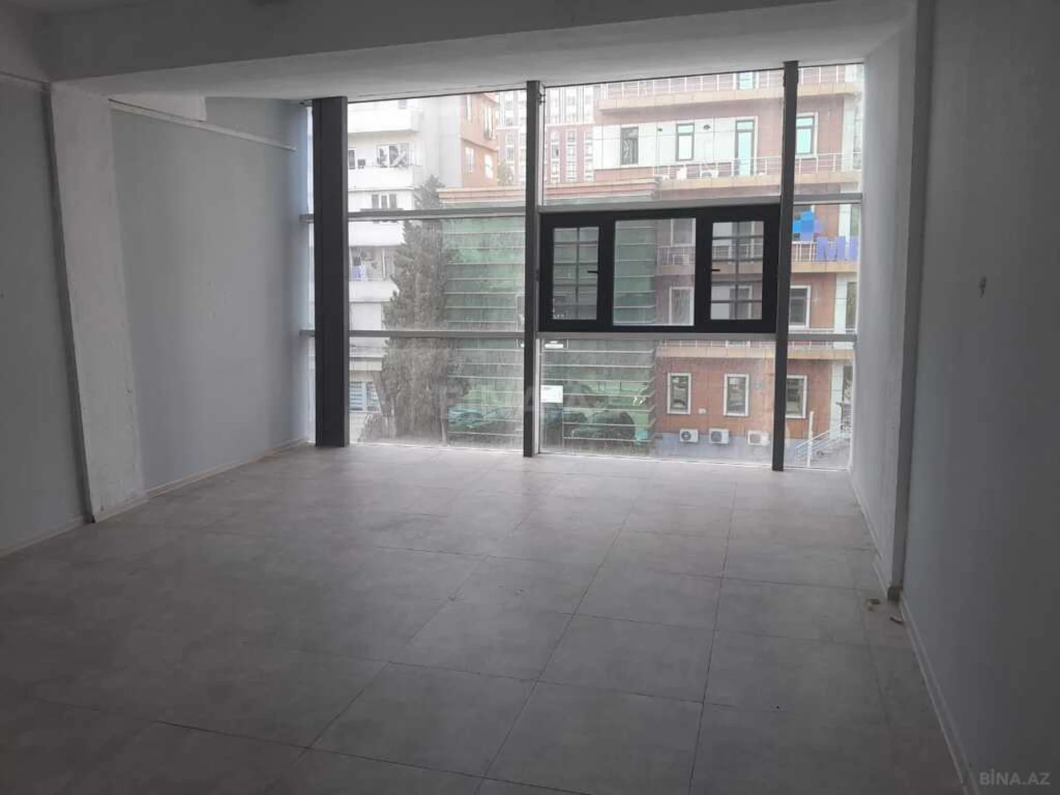 Kirayə verilir obyekt 1000 m²