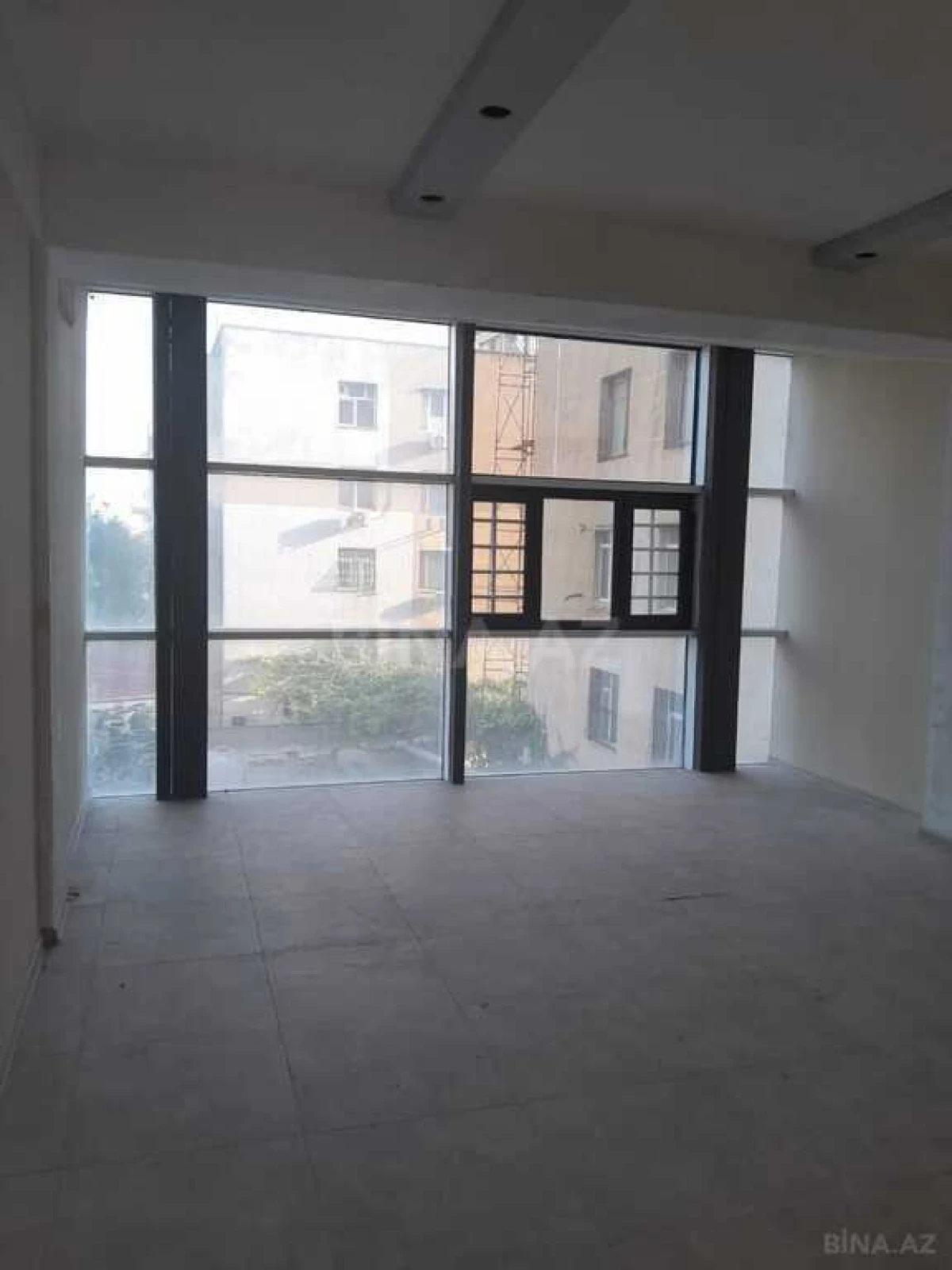 Kirayə verilir obyekt 1000 m²