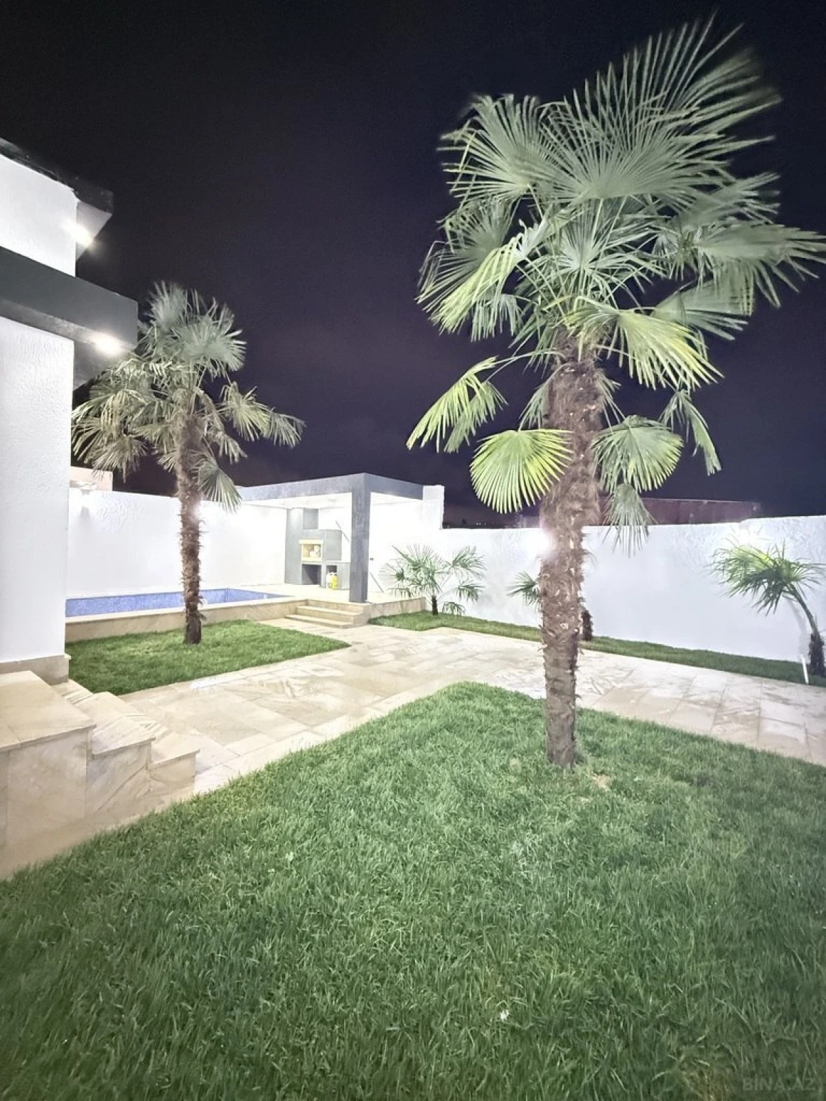 Satılır 4 otaqlı həyət evi 140 m²