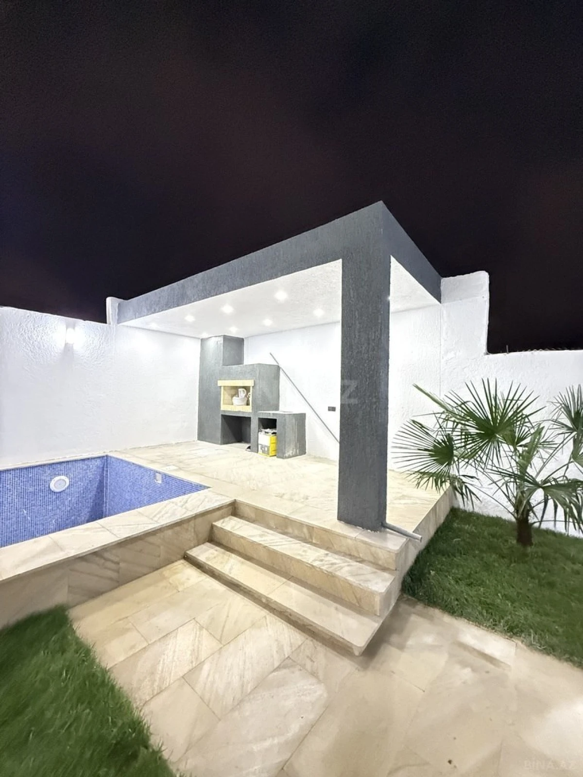 Satılır 4 otaqlı həyət evi 140 m²