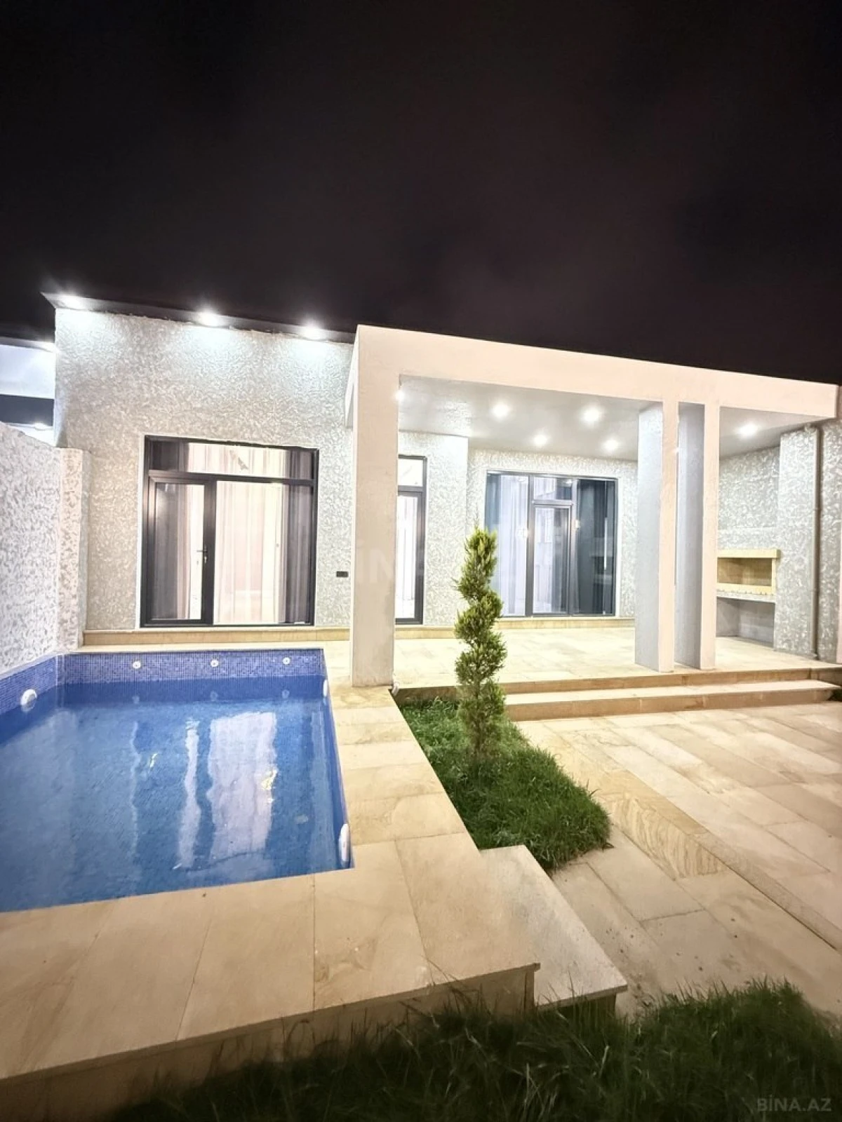 Satılır 4 otaqlı həyət evi 130 m²