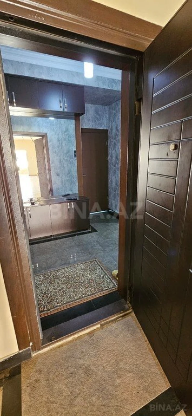Kirayə verilir 4 otaqlı mənzil 160 m²