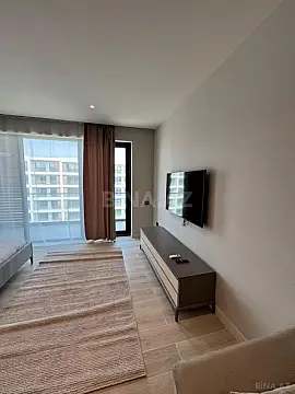 Satılır 1 otaqlı mənzil 57 m²