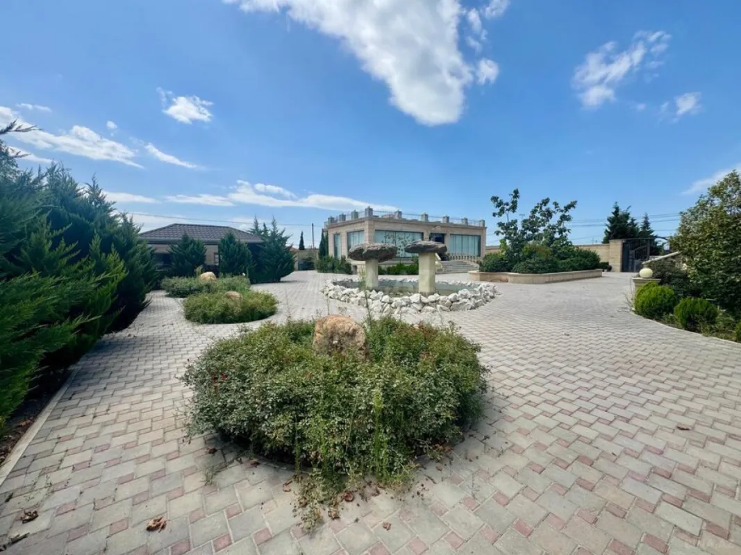 Satılır obyekt 500 m²