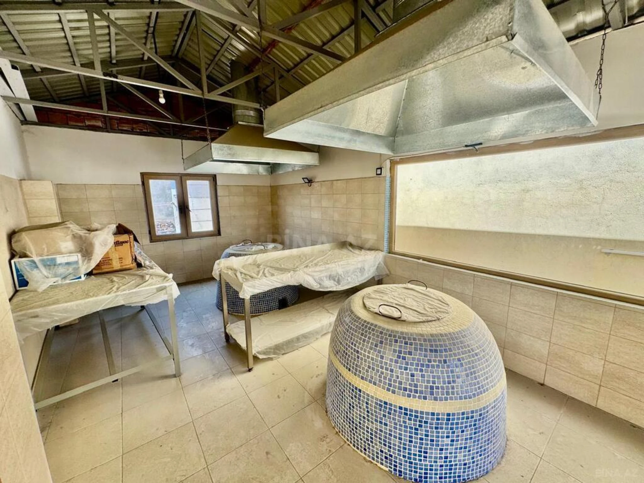 Satılır obyekt 500 m²