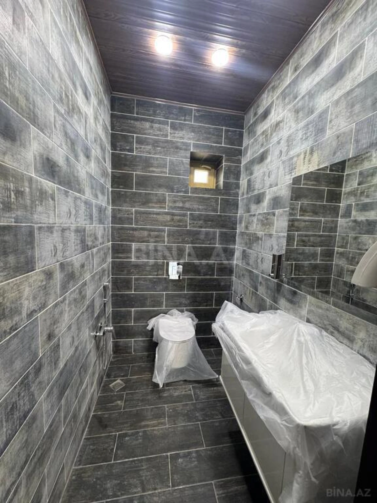 Satılır obyekt 500 m²