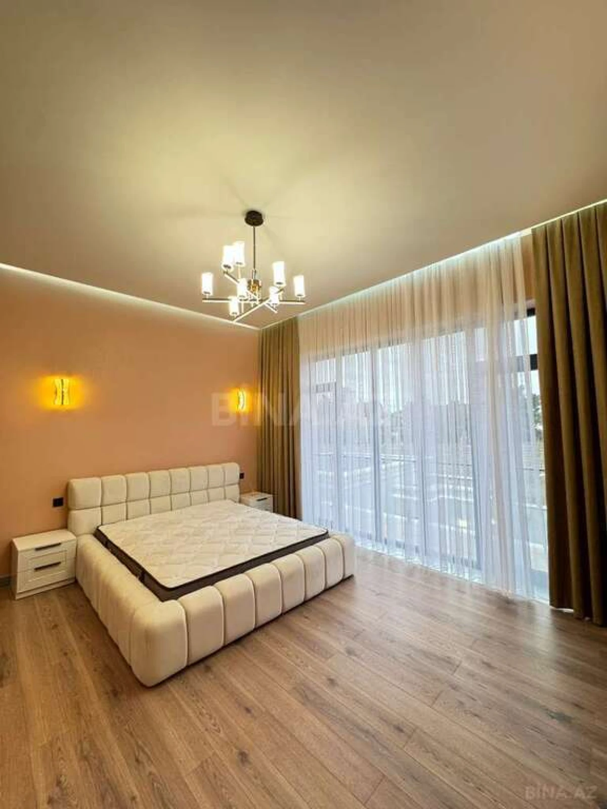 Satılır 4 otaqlı həyət evi 200 m²