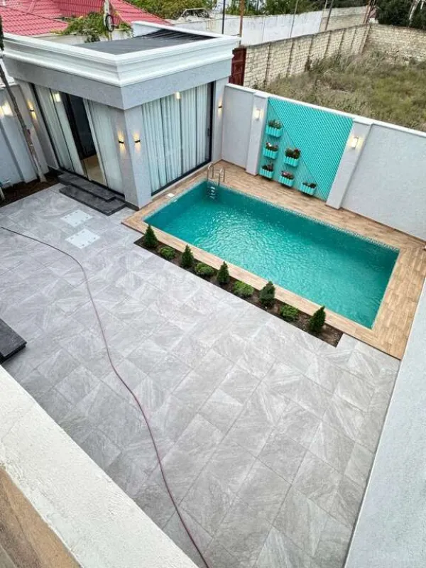 Satılır 4 otaqlı həyət evi 200 m²