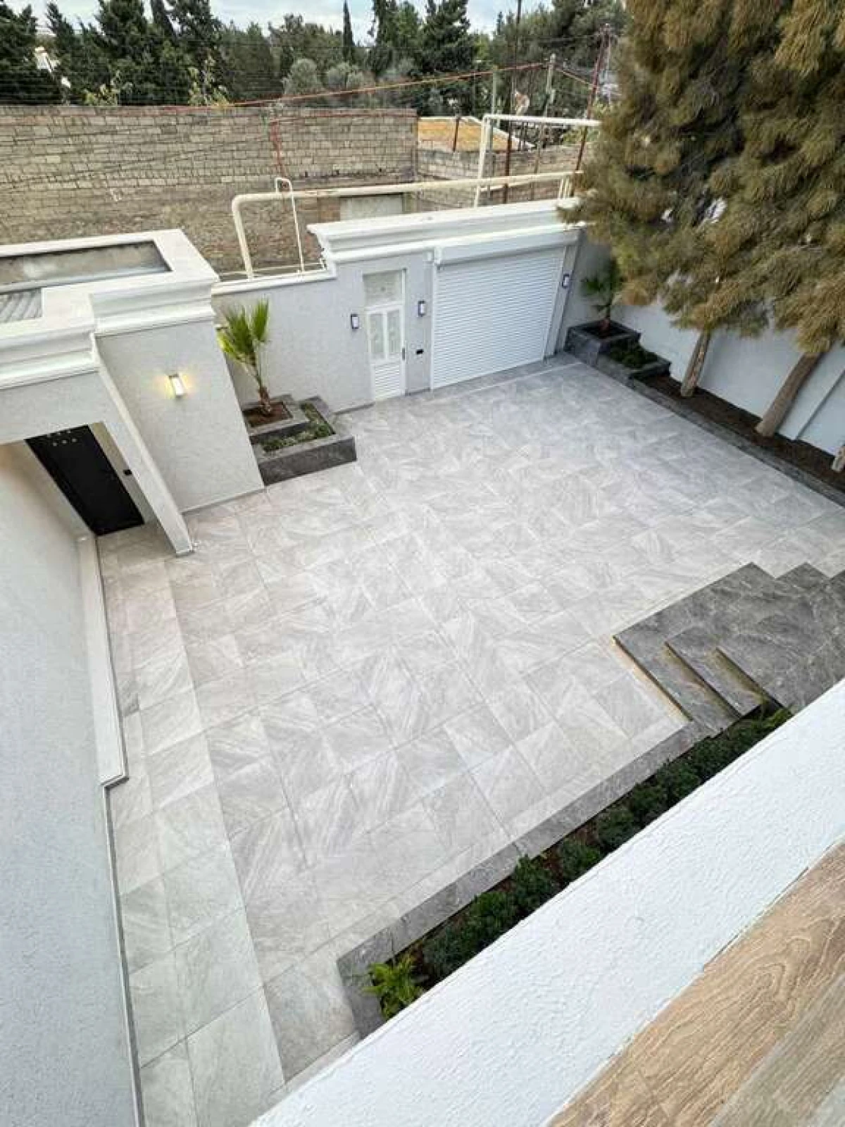 Satılır 4 otaqlı həyət evi 200 m²