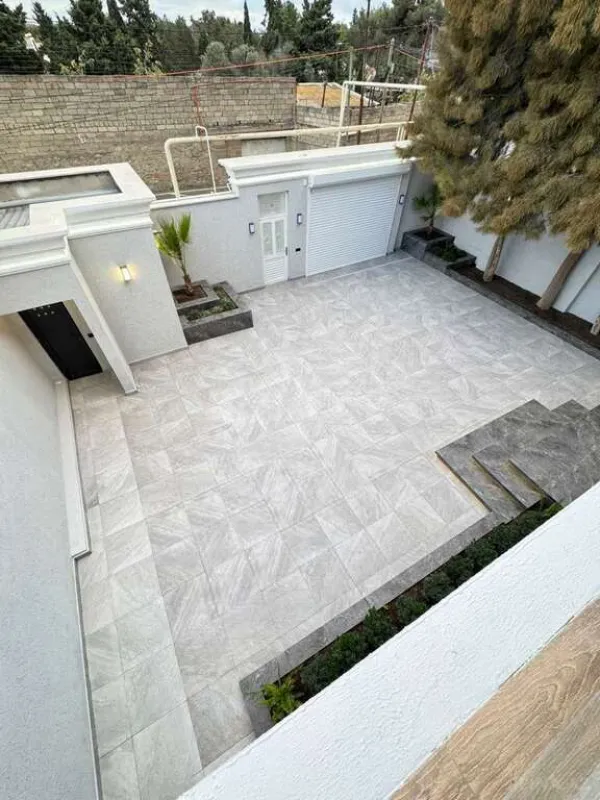 Satılır 4 otaqlı həyət evi 200 m²