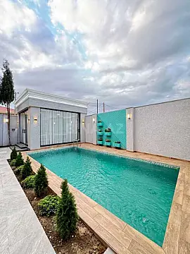 Satılır 4 otaqlı həyət evi 200 m²