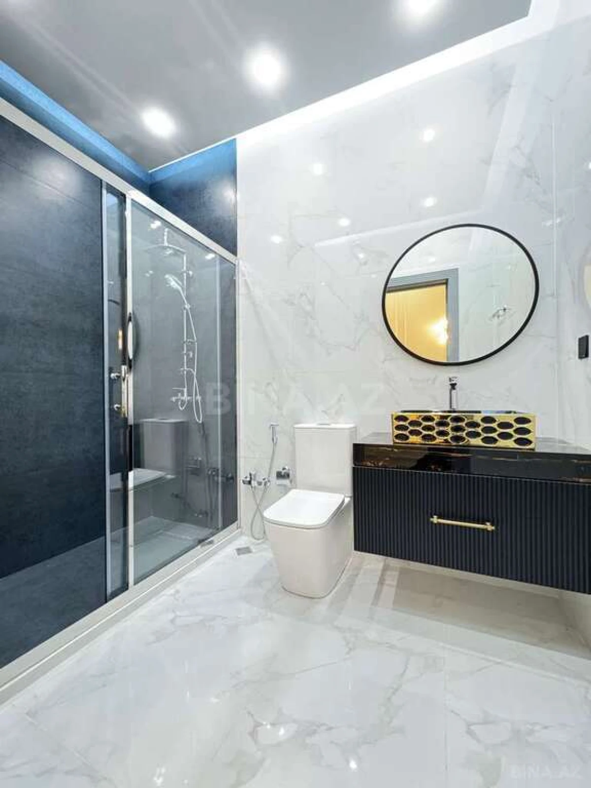 Satılır 4 otaqlı həyət evi 200 m²