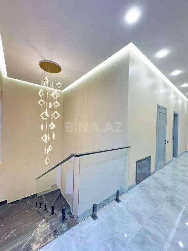 Satılır 4 otaqlı həyət evi 200 m²