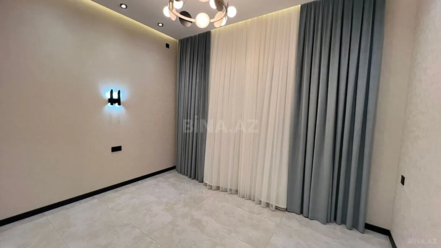 Satılır 4 otaqlı həyət evi 200 m²