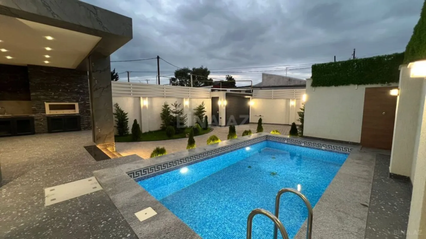 Satılır 4 otaqlı həyət evi 200 m²