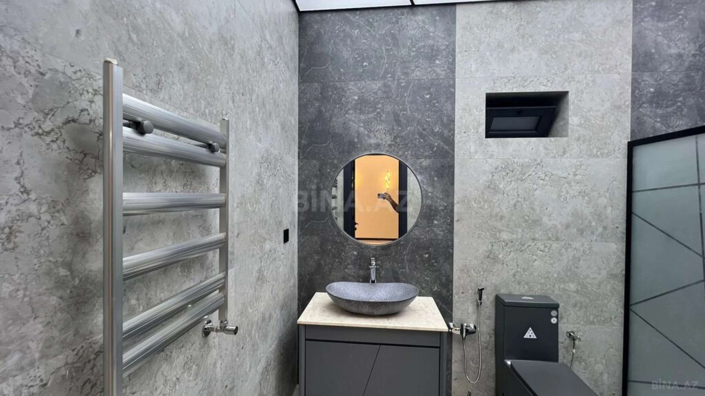 Satılır 4 otaqlı həyət evi 200 m²