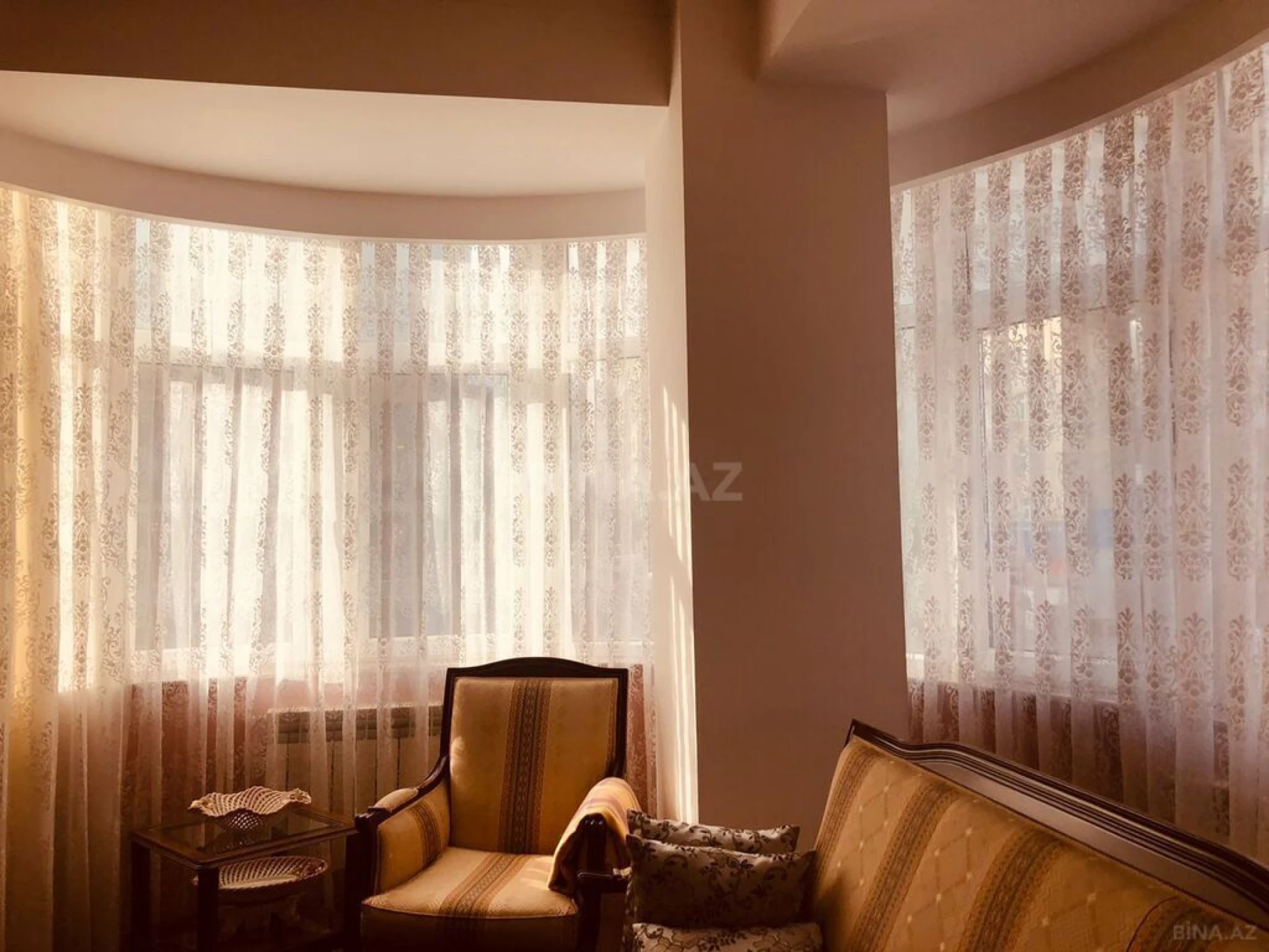 Satılır 2 otaqlı mənzil 95 m²