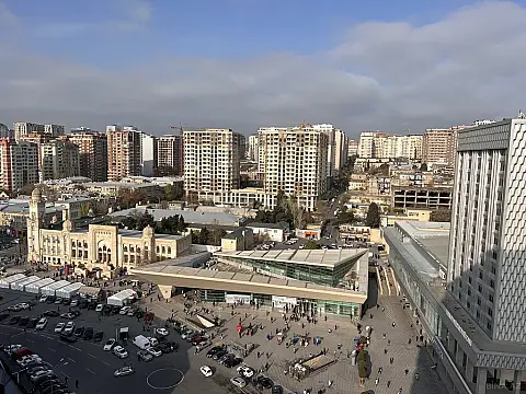 Satılır 2 otaqlı mənzil 95 m²