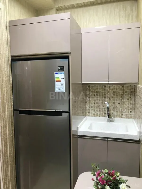 Kirayə verilir 2 otaqlı mənzil 75 m²