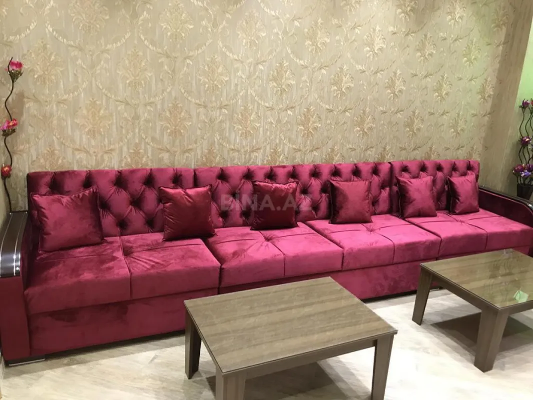 Kirayə verilir 2 otaqlı mənzil 75 m²