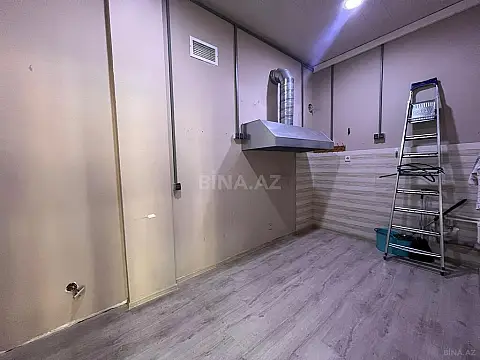 Satılır obyekt 180 m²