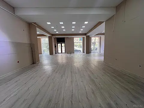 Satılır obyekt 180 m²