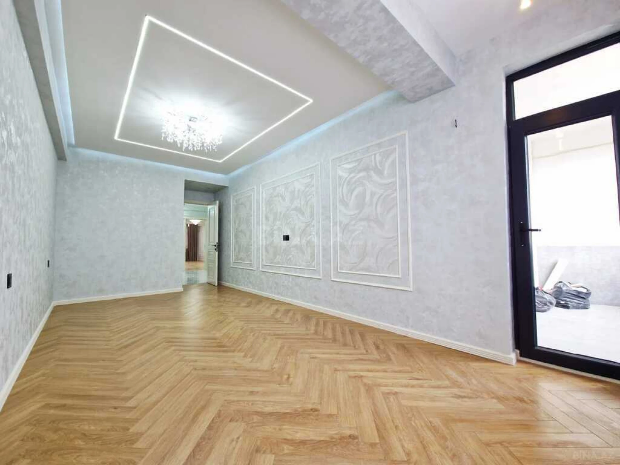 Satılır 3 otaqlı mənzil 141 m²