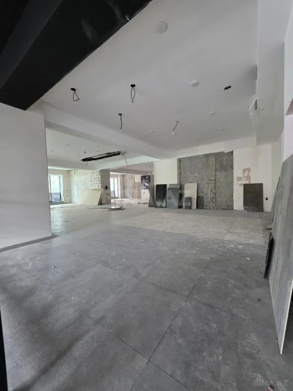 Satılır obyekt 650 m²
