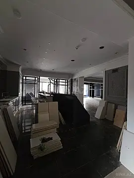 Satılır obyekt 650 m²