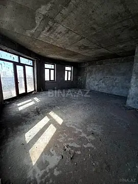Satılır 3 otaqlı mənzil 142.5 m²
